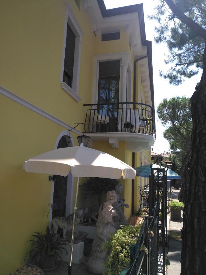 Casa Giulietta Hotel Desenzano del Garda Buitenkant foto