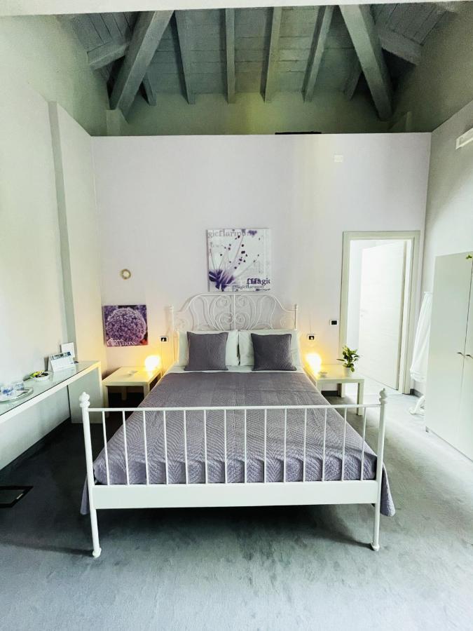 Casa Giulietta Hotel Desenzano del Garda Buitenkant foto