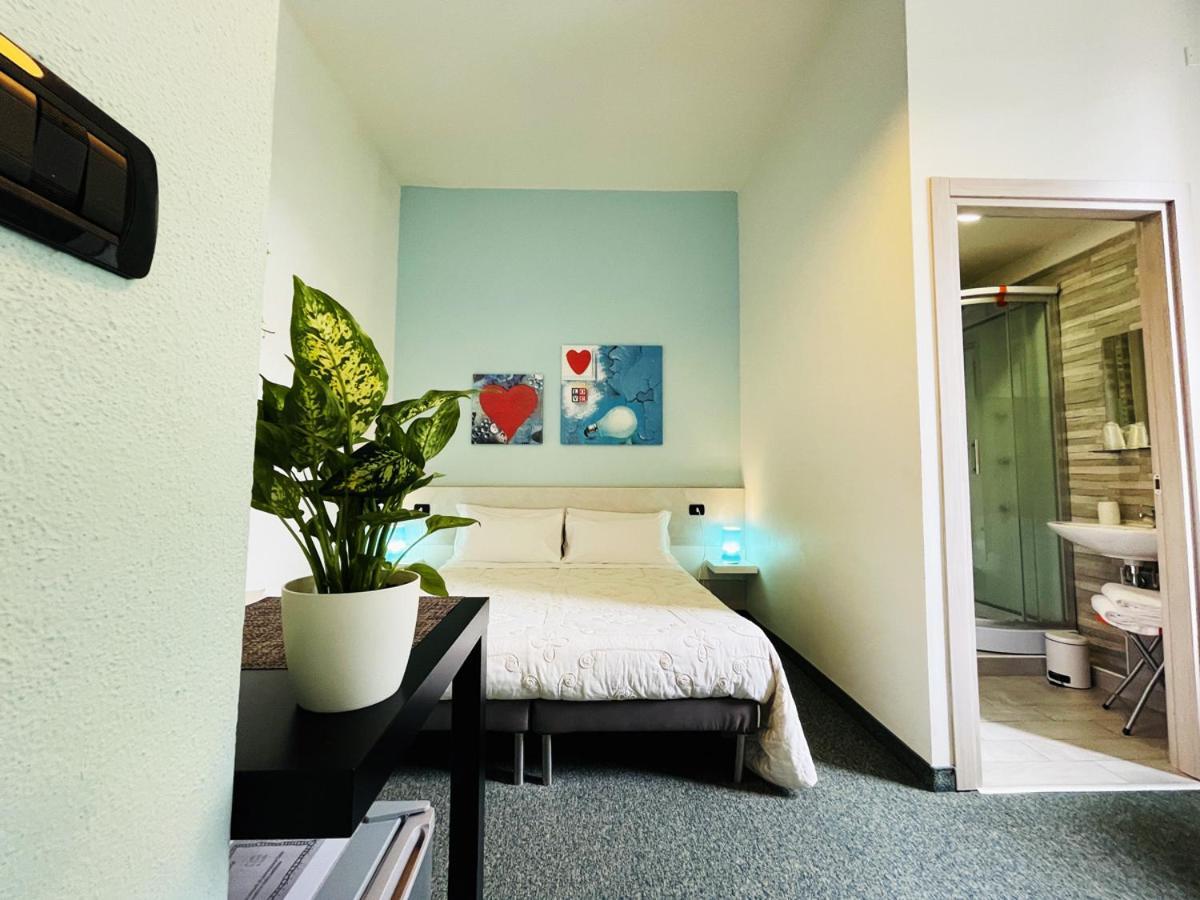 Casa Giulietta Hotel Desenzano del Garda Buitenkant foto