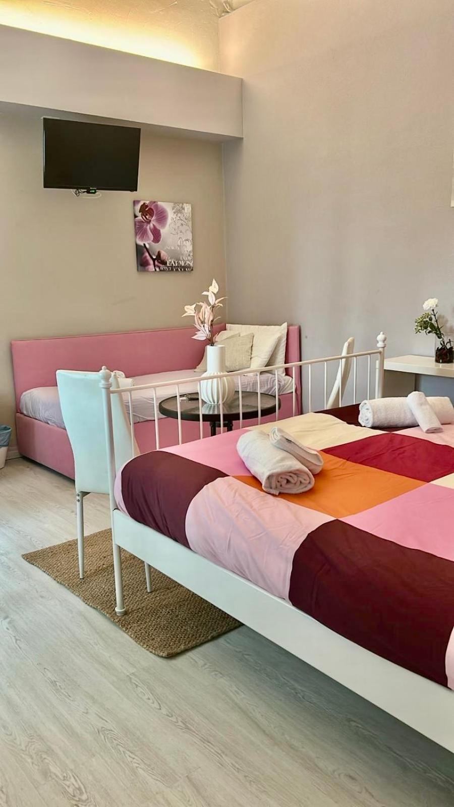 Casa Giulietta Hotel Desenzano del Garda Buitenkant foto