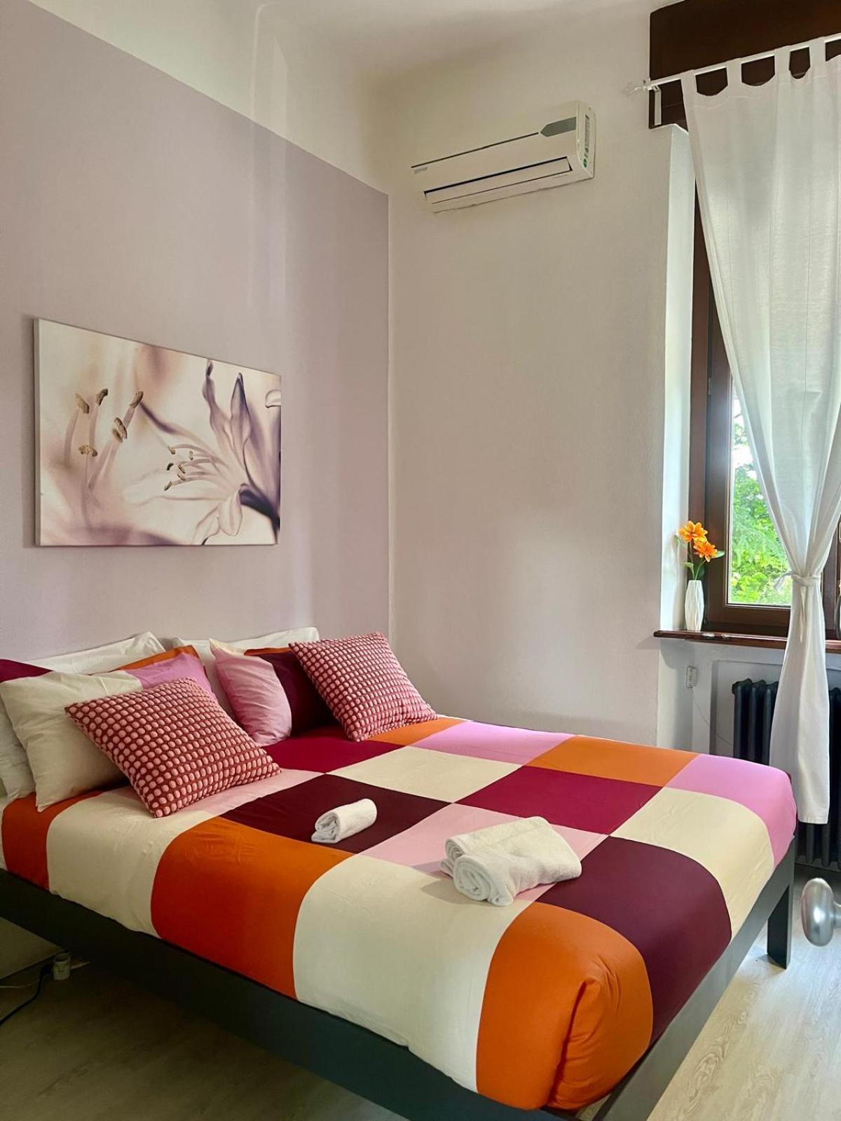 Casa Giulietta Hotel Desenzano del Garda Buitenkant foto